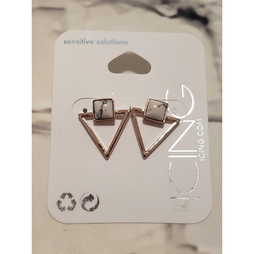 Nwt Icing Gold Stone Triangle Earrings For Pierced Ears Post Backs Sensitive 9$